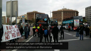 Protesta 26 nov contra Bus Turístico en Barcelona