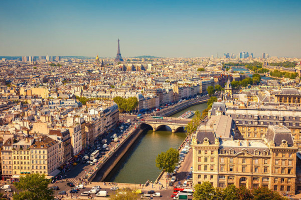 Francia: le entrate del turismo internazionale superano il livello del 2019