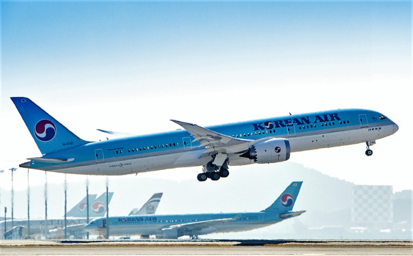Combustible a&eacute;reo por las nubes: Por qu&eacute; las aerol&iacute;neas asi&aacute;ticas son las m&aacute;s afectadas por el repunte del &lsquo;Jet Fuel&rsquo;