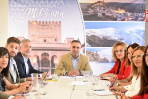 Granada impulsará un programa de viajes alternativo al Imserso