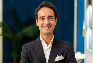 José Chacón se incorpora como director Comercial a AZZ Hoteles