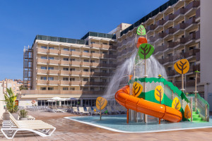 El Grupo Indotek compra el hotel H·Top Royal Beach de Lloret de Mar