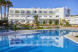 Silicius vende el hotel Fergus Conil Park y oficinas por 41,9 M €