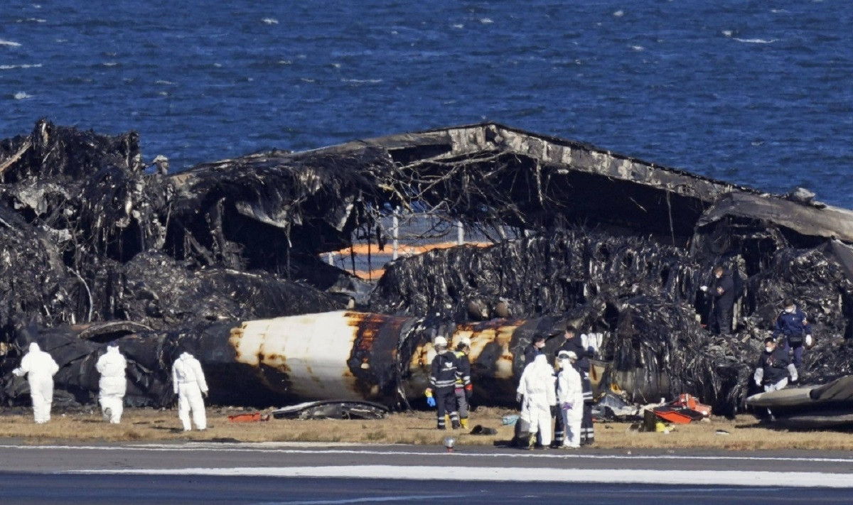 Investigación del mortal choque en el aeropuerto de Tokio-Haneda