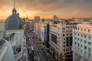 ¿Qué gasto medio genera en Madrid un viajero que acude por negocio?