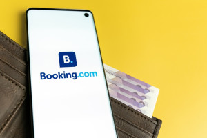 Booking sigue los pasos de Airbnb al convertirse en una empresa de pagos
