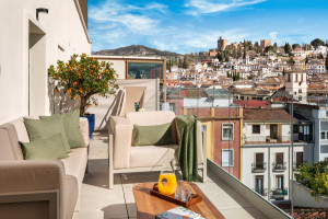 El hotel Meliá Granada reabre tras una renovación de 15 M €   