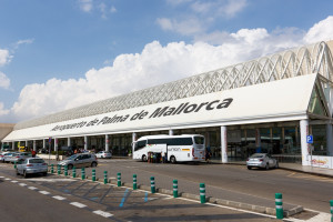Caos en el aeropuerto de Palma en el inicio de Semana Santa