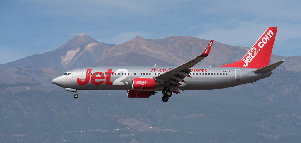 ¿A cuántos destinos vuela Jet2.com en España desde Bounemouth?
