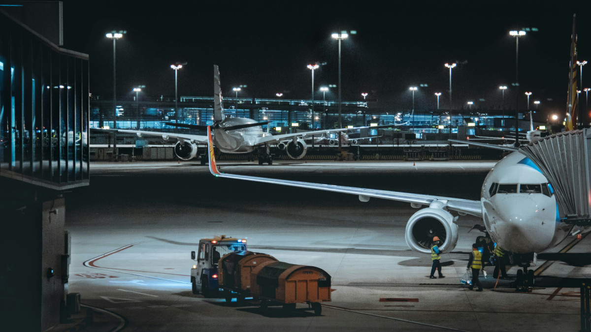 La demanda de transporte aéreo crece un 13,8% en marzo a nivel global 