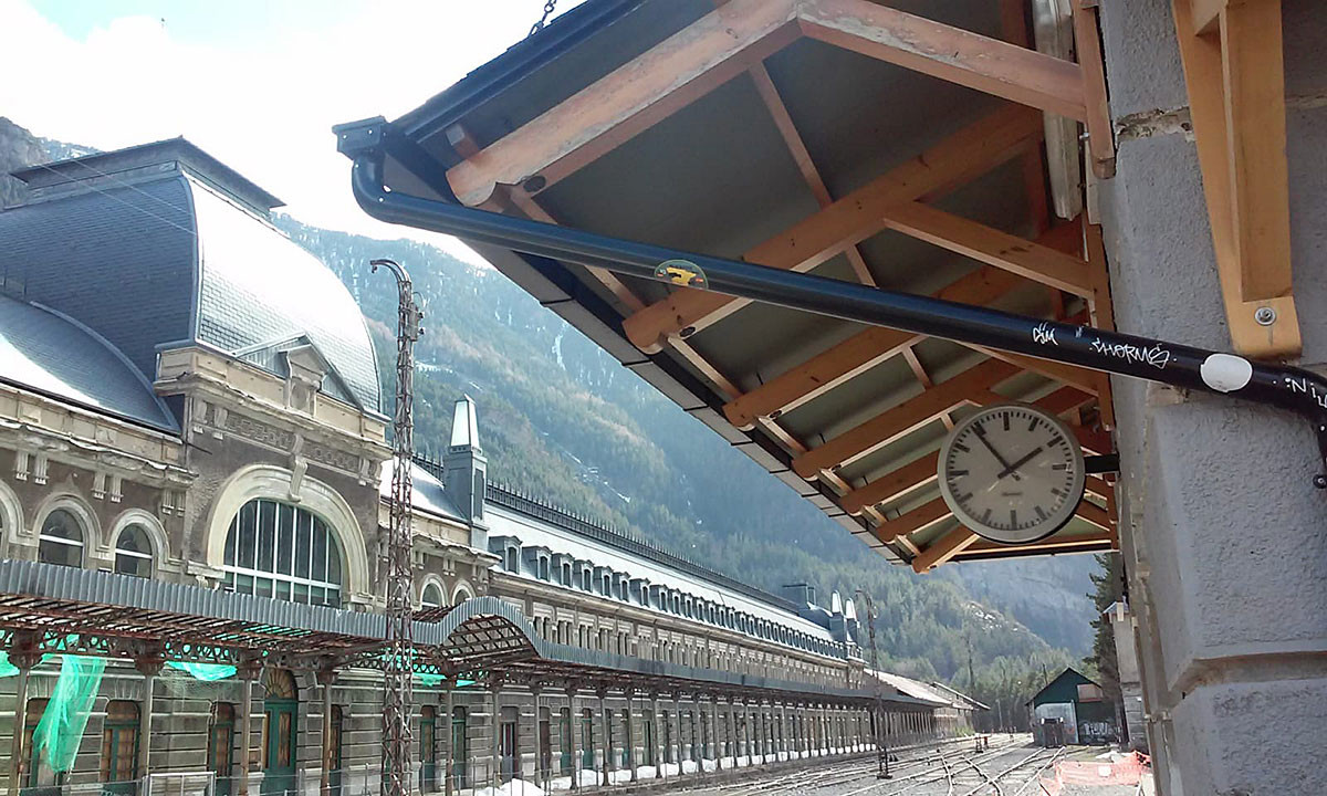 La estación de tren que es hotel de lujo y elogia la prensa internacional