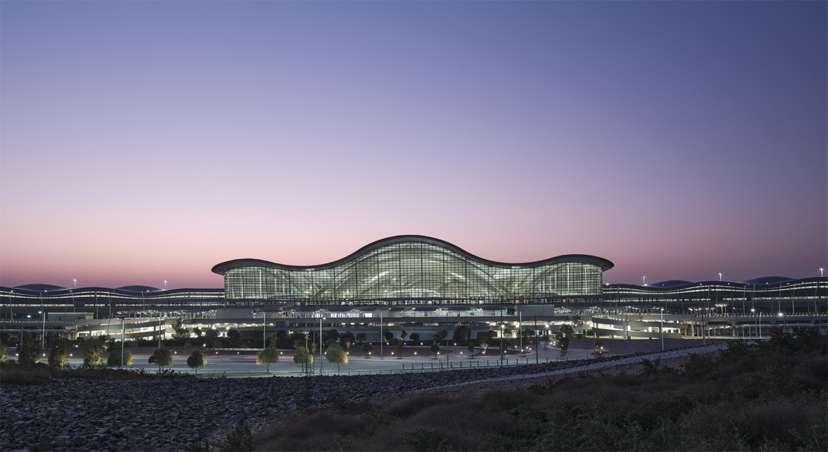 El Golfo viene pisando fuerte: así es el nuevo aeropuerto de Abu Dhabi