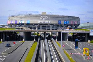 Huelga en los aeropuertos de París este miércoles