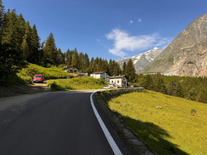  2.200 turistas aislados en un valle de Suiza por un corrimiento de tierra