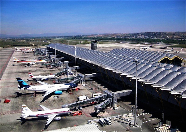 Los aeropuertos de Aena superan los 28,2 millones de pasajeros en abril
