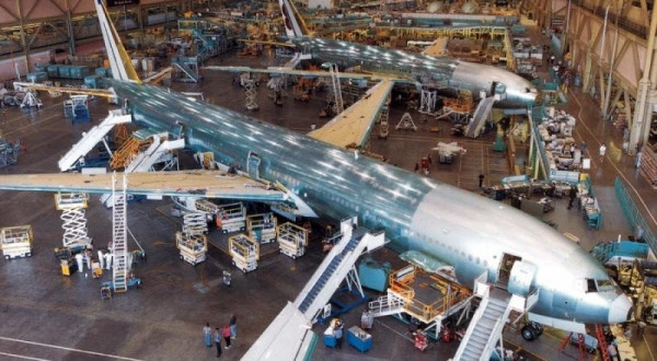 Airbus quiere llegar a los 100 aviones fabricados al mes, pero no ser&aacute; en esta d&eacute;cada
