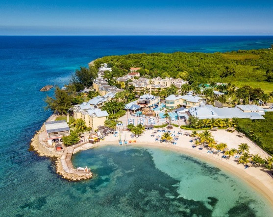 Playa anuncia la venta de otro resort en Jamaica, el tercero en 5 años