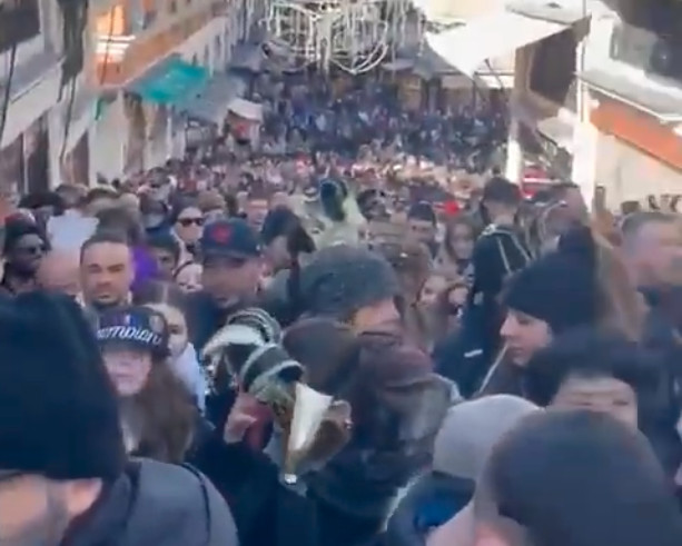 Masificación turística: aglomeraciones en el Carnaval de Venecia