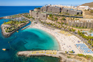 Las cadenas hoteleras que lideran el mercado en Canarias y Baleares
