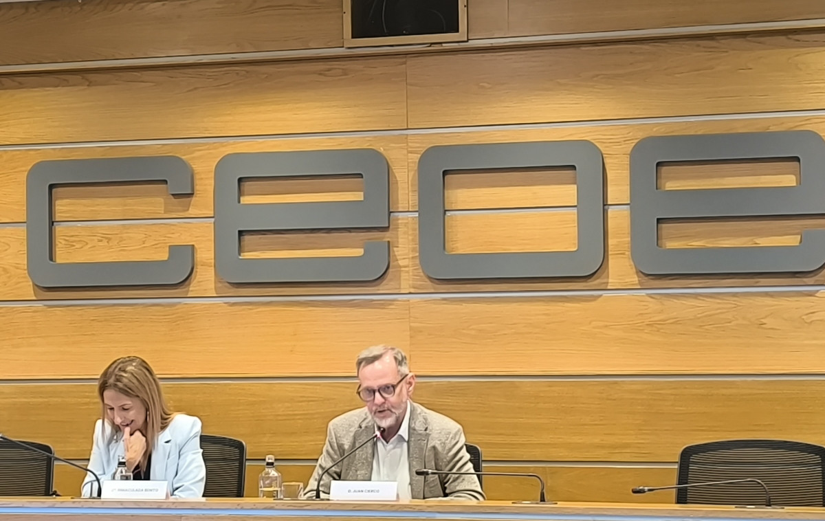 CEOE propone 10 medidas para atraer y retener talento en el sector