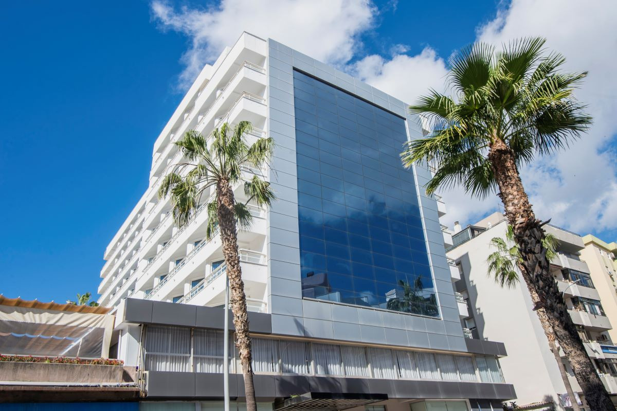 Pierre & Vacances abre un hotel en Torremolinos y apartamentos en Ibiza