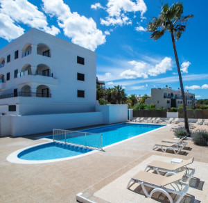 Pierre & Vacances abre un hotel en Torremolinos y apartamentos en Ibiza