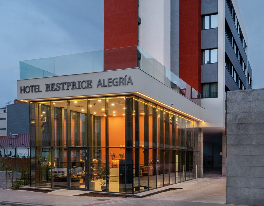 Hoteles Bestprice se alía con Stork para captar 10 M € en capital