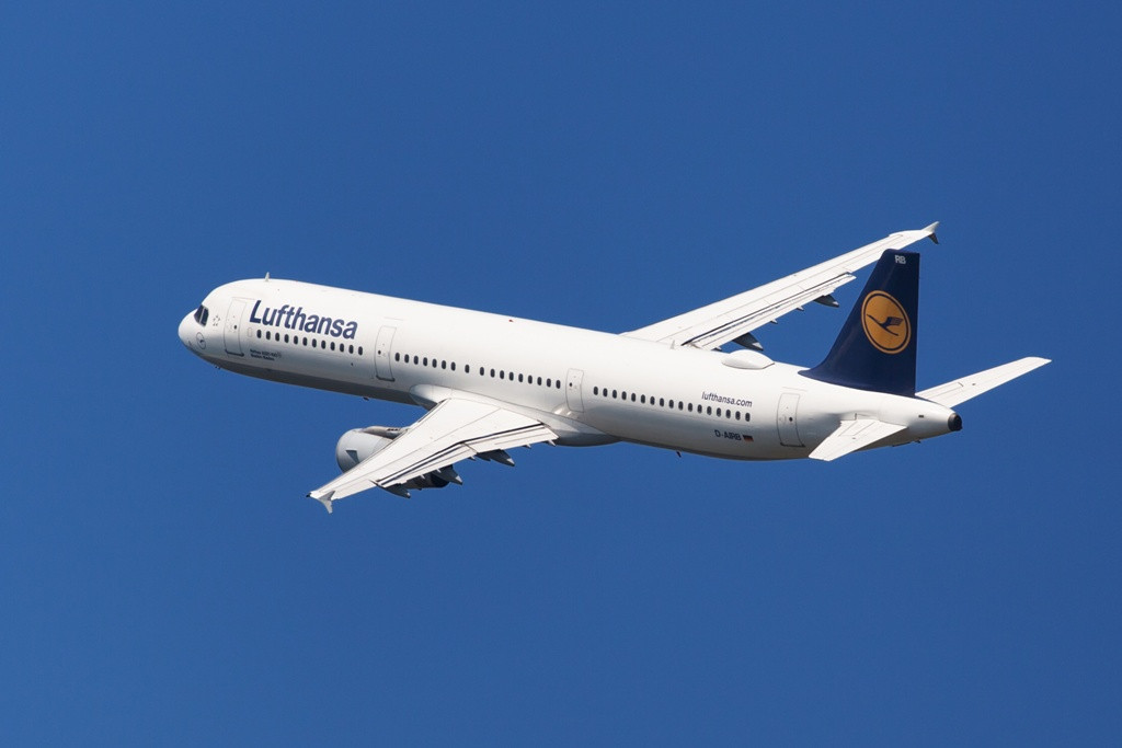 Un avión de Lufthansa sobrevoló España 8 minutos sin nadie a los mandos