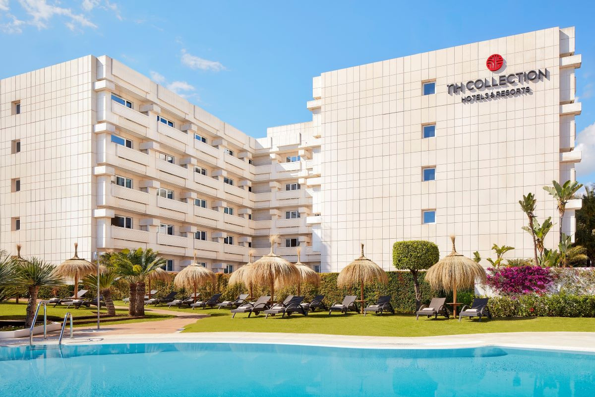 En qué dos destinos vacacionales crece NH Collection en España