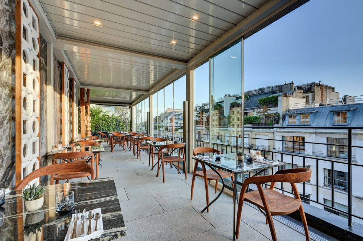 H10 Hotels se hace con un hotel de cinco estrellas en París