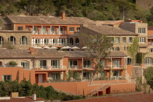 By Salomon entra en el lujo con Majestic Hotel Group y 12 M € de inversión