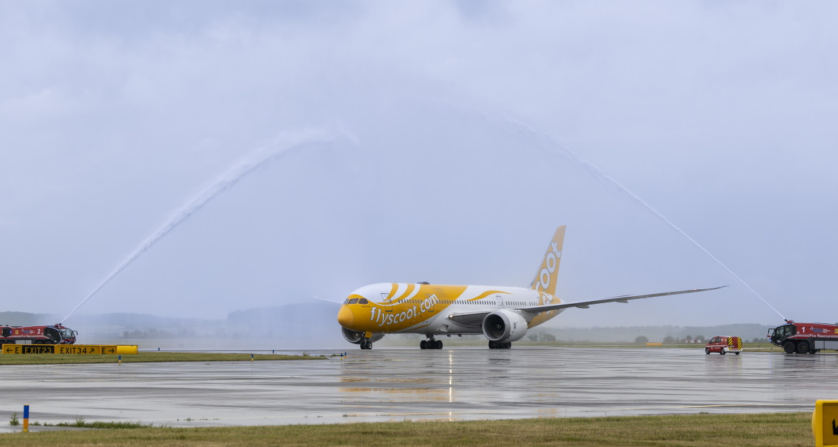 Las aerolíneas de bajo coste avanzan en el largo radio