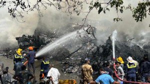 Se estrella un Boeing de Air India con 242 personas y destino Londres