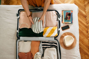 Los españoles desmienten el tópico adelantando sus compras para vacaciones