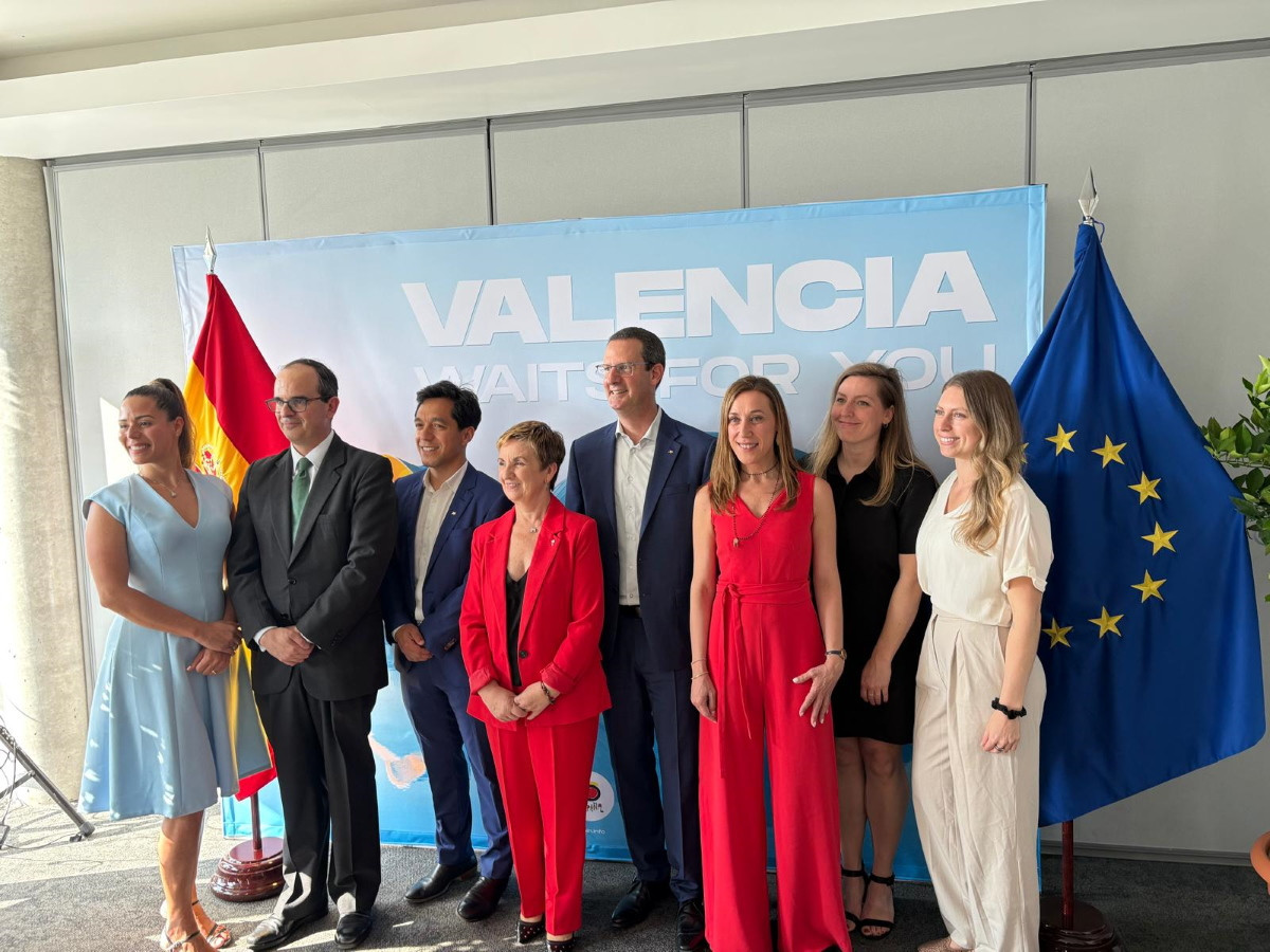 Valencia inaugura su primera conexión con Norteamérica