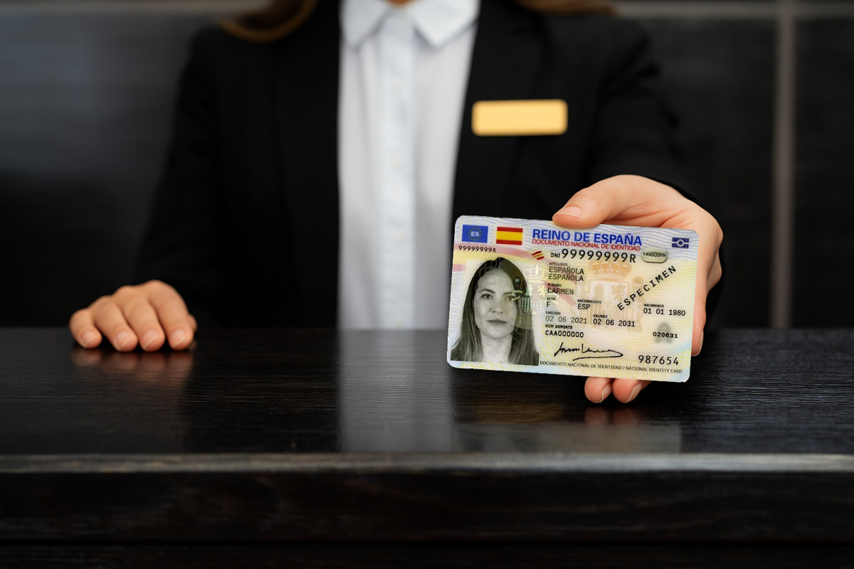 ¿Me puedo negar a dar mi DNI en hoteles y viviendas turísticas?