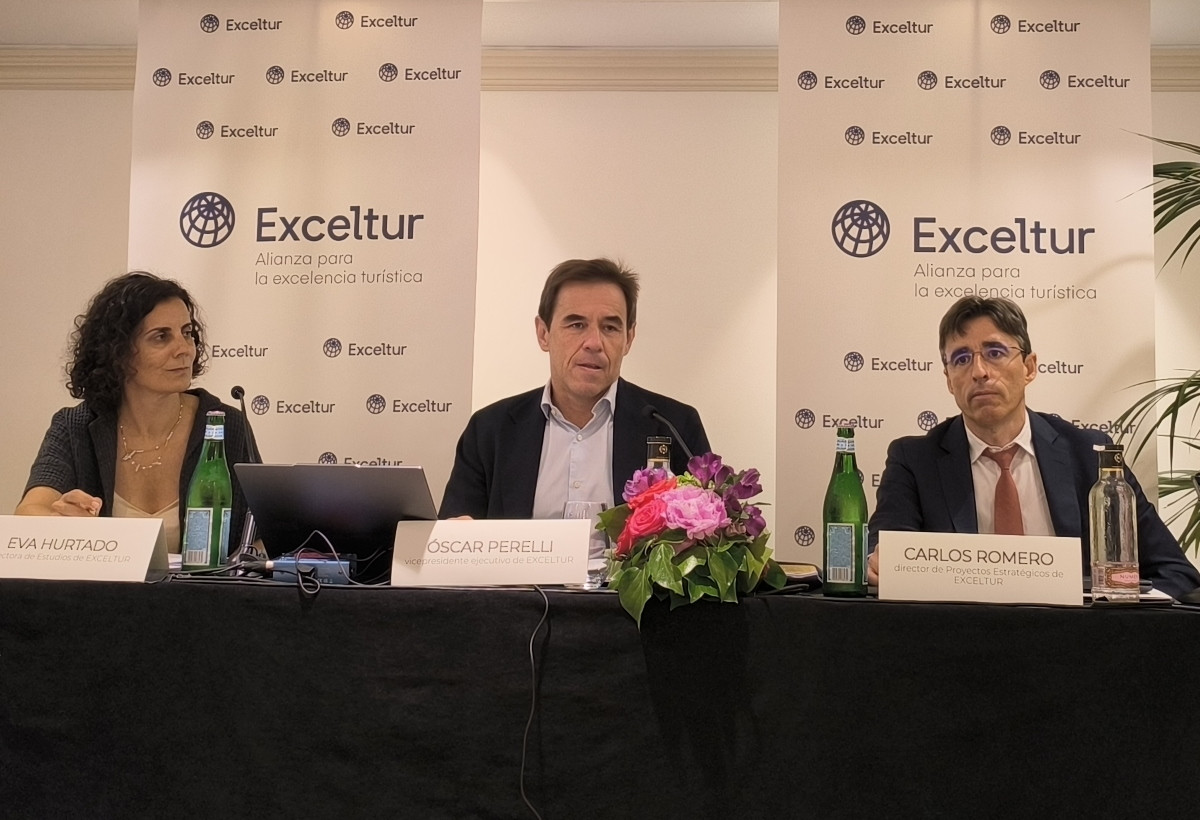 Exceltur: este verano el crecimiento del turismo será más moderado