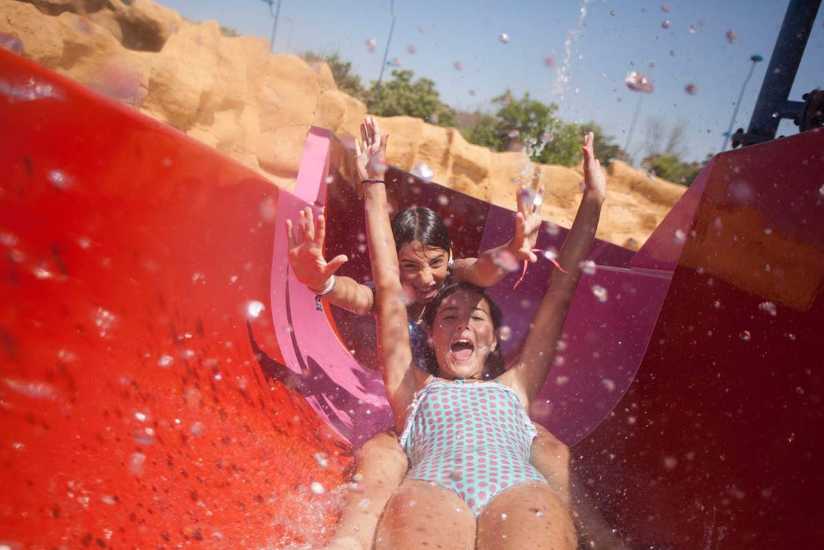 Refresca tu verano: guía de los parques acuáticos más top de España