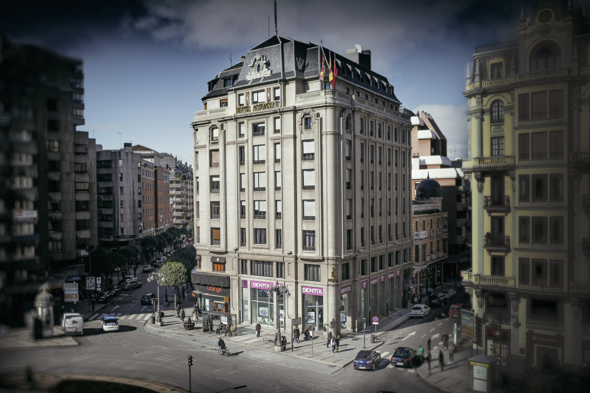 Barceló Hotel Group compra dos hoteles 4 estrellas en León