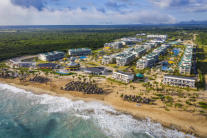 H10 Hotels instala 9.500 paneles solares en Canarias y Dominicana