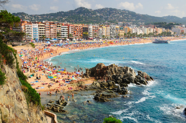 Verano 2025: menos de un mes de antelación en el 53% de las reservas