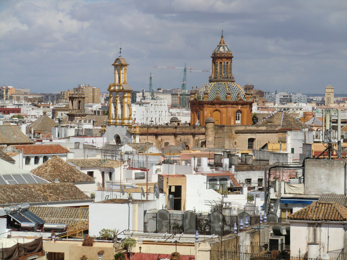 Sevilla necesita un empujó a la inversión turística para no decaer