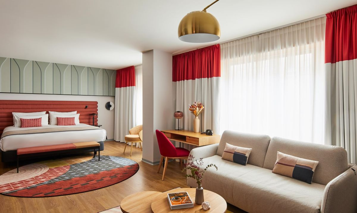 Cuáles son las 10 grandes hoteleras mejor valoradas de España en Booking