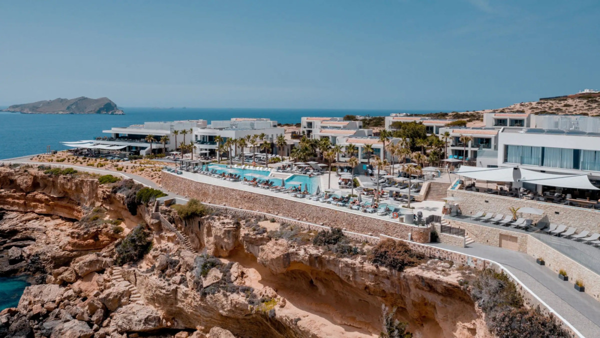 El hotel 7Pines de Ibiza tantea nuevo dueño y marca top mundial