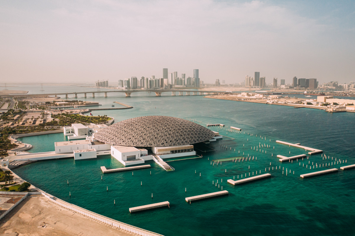 Por qué Abu Dabi es la escapada perfecta para los viajeros españoles
