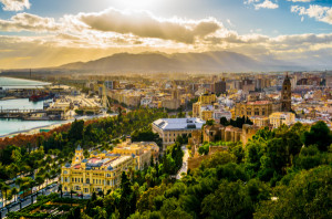 Verano 2025: viviendas turísticas de Andalucía crecen en ocupación y precio
