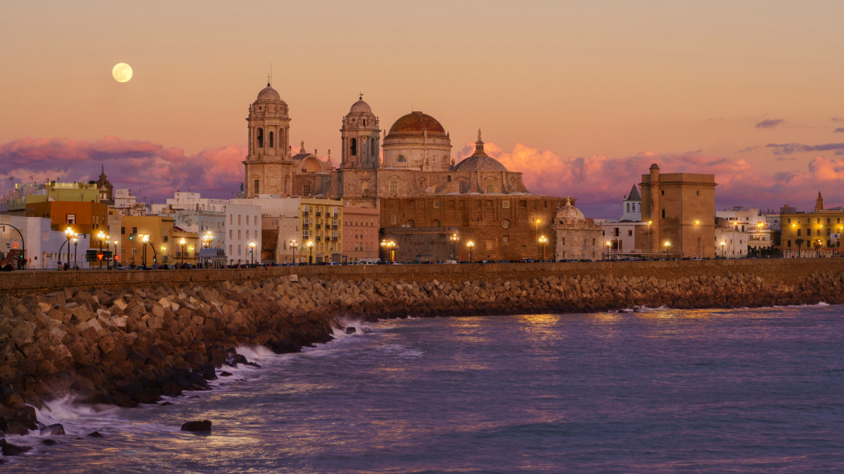 Hosteltur: noticias de turismo para profesionales