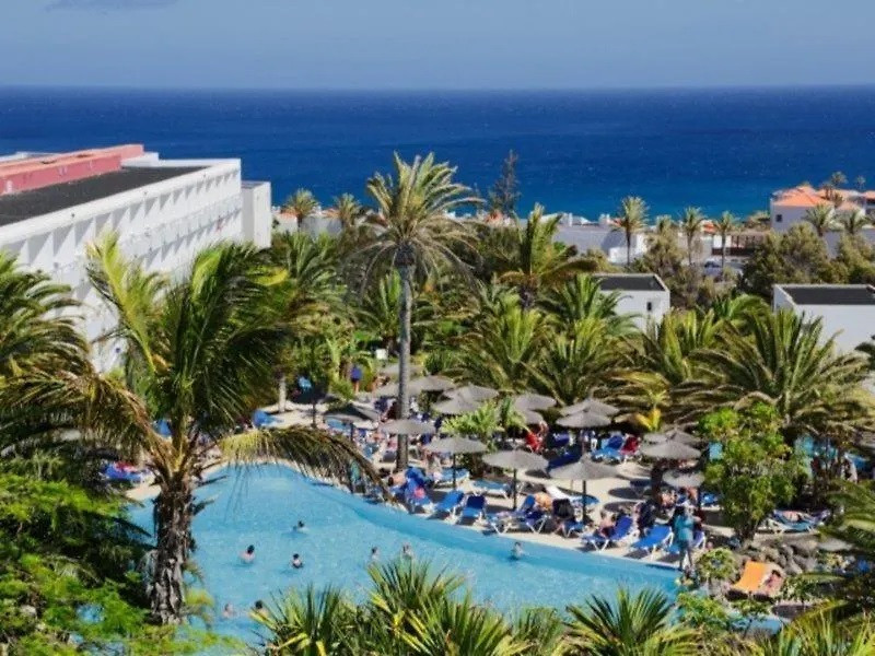 Cuáles son las 10 hoteleras medianas en España más valoradas en Booking.com