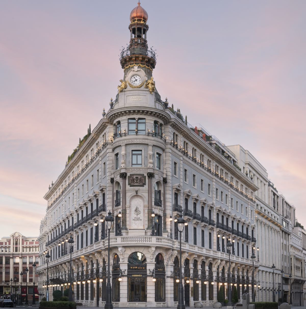 Turismo de lujo en Madrid: el papel clave de Four Seasons Hotel