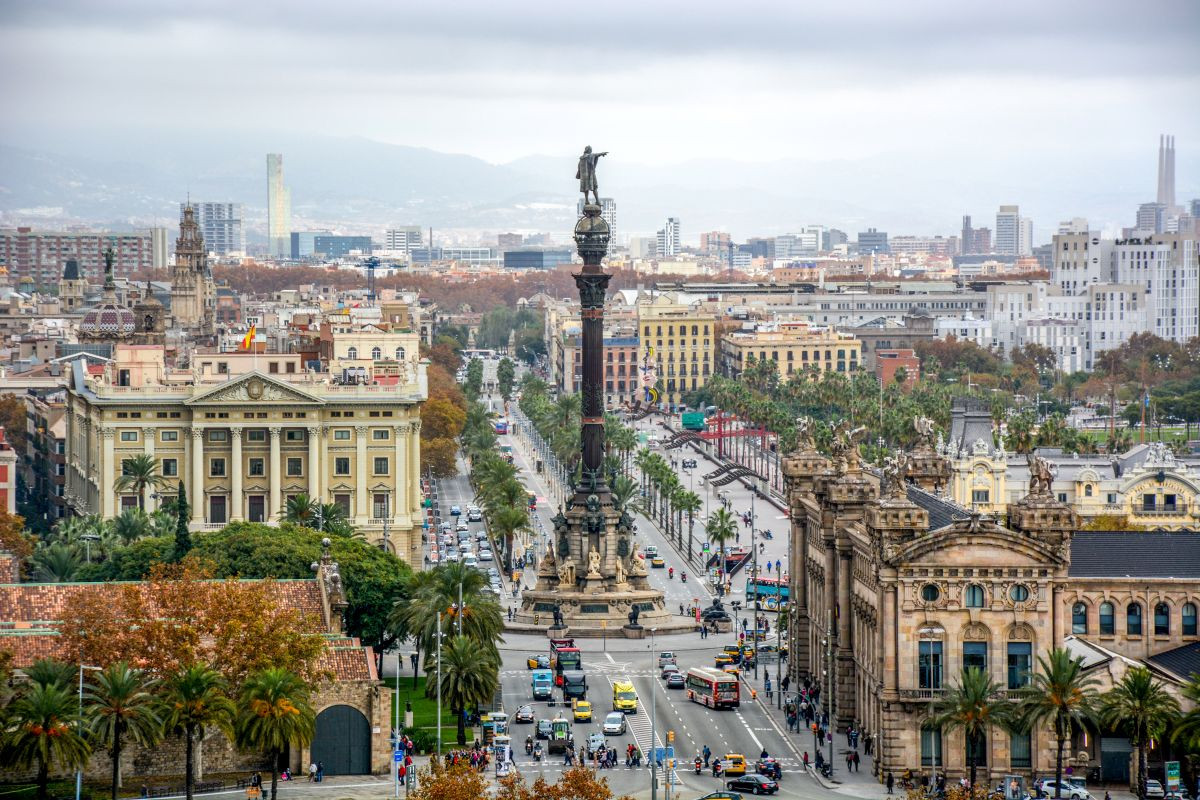 Cataluña retrasa otra vez la subida de la tasa turística: no entrará en vigor hasta abril de 2026